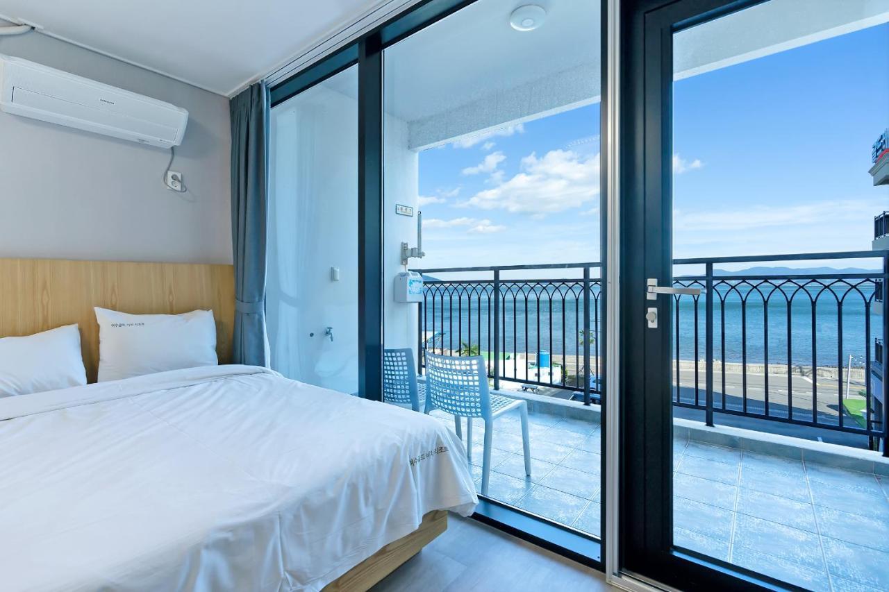 Gold Beach Resort Yeosu Exterior foto